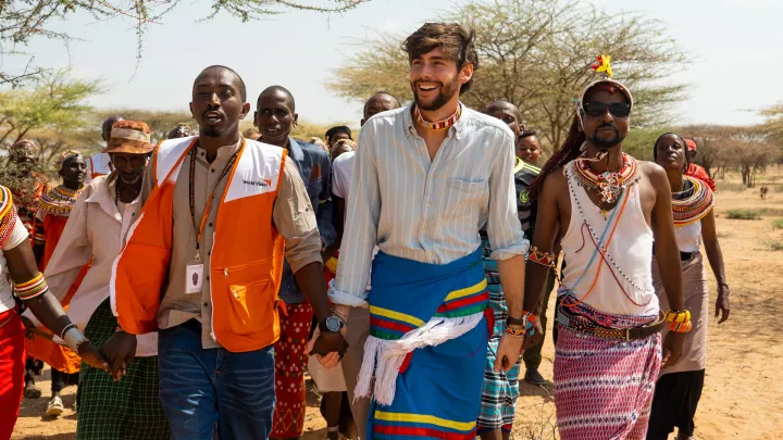 Alvaro Soler als World Vision Botschafter in Kenia