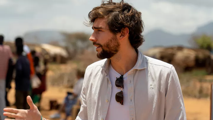 Alvaro Soler als World Vision Botschafter in Kenia