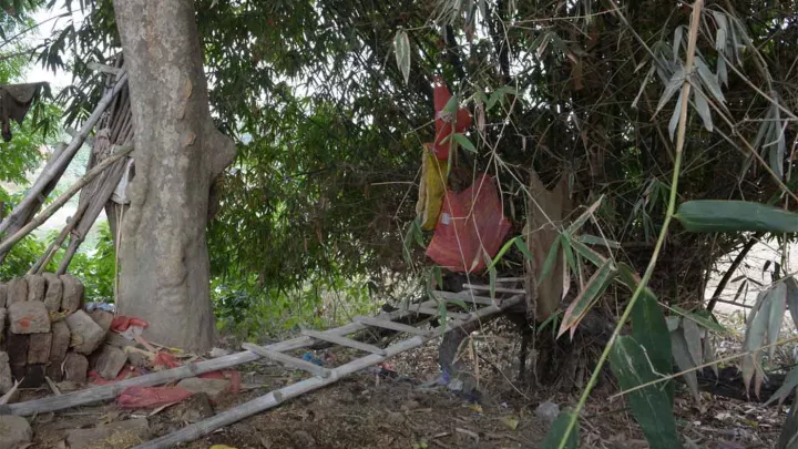 Toilette für das Dorf im Falle von Überschwemmungen
