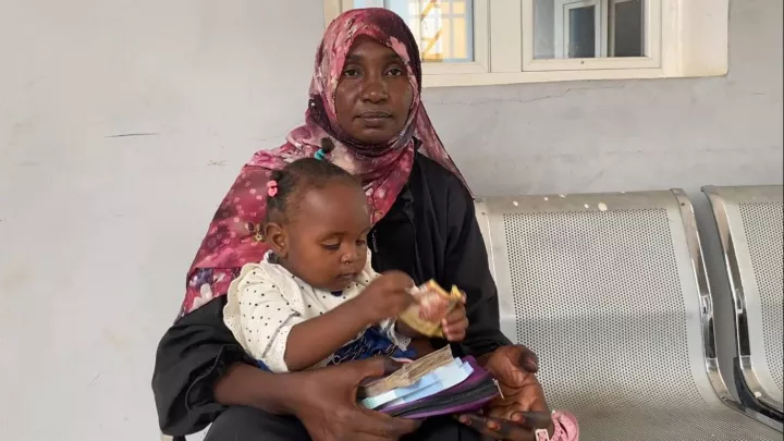 Geflüchetet Mutter mit Kind im Sudan