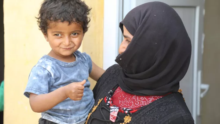 Mutter mit ihrem Sohn