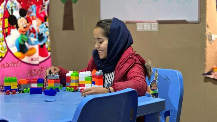 Ela blickt mit Hoffnung in die Zukunft