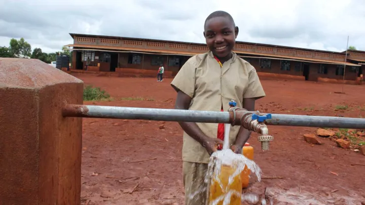 Sicheres Wasser Burundi