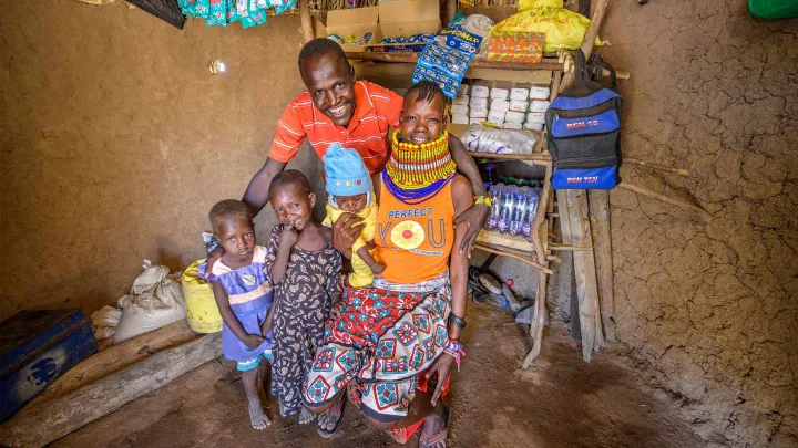 Jackson und Akai haben ein kleines Geschäft geöffnet