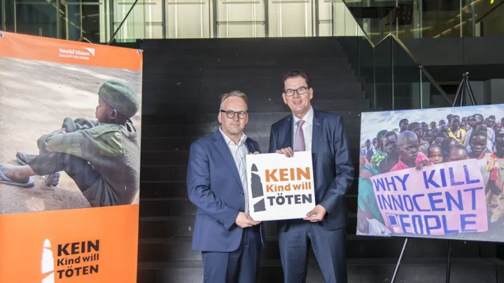 Christoph Waffenschmidt und Minister Müller