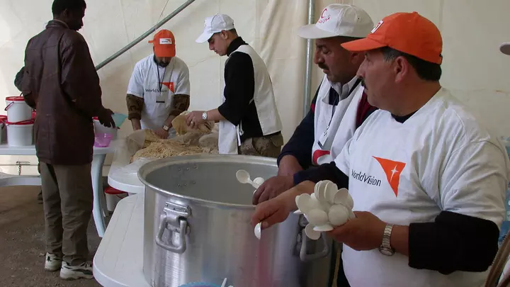 Im Flüchtlingslagern in Jordanien können die Menschen mit Kochen ihren Unterhalt verdienen