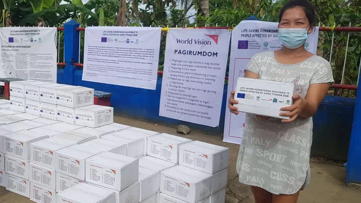 Lebensrettende Hilfe für die Überlebenden des Taifun Goni auf den Philippinen