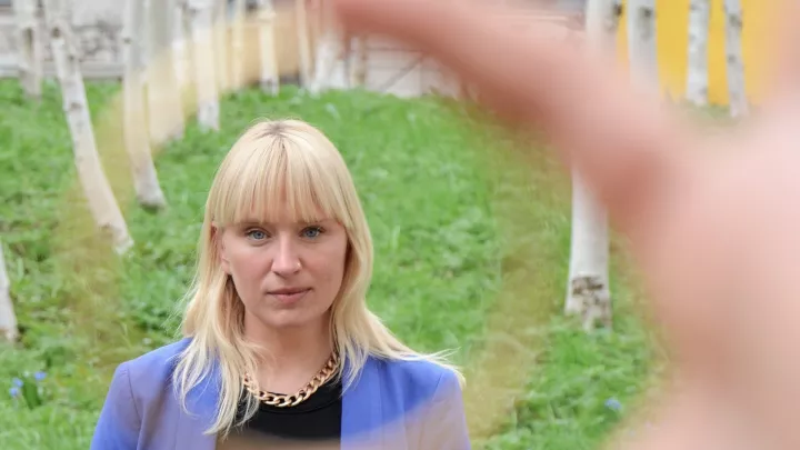 Kampagnenmotiv Vergessene Krisen mit Luise Amtsberg