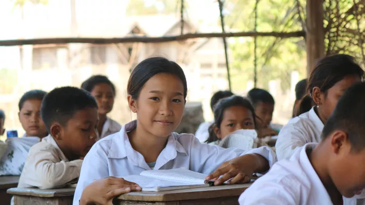Kinder in der Schule in Kambodscha