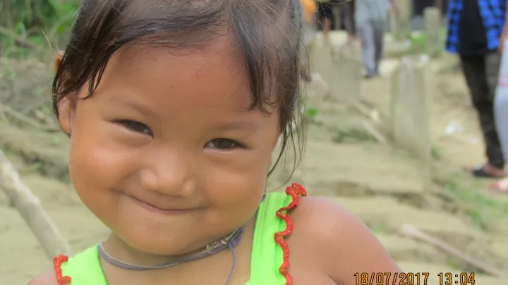 Froh, die Fluten in Indien überlebt zu haben.