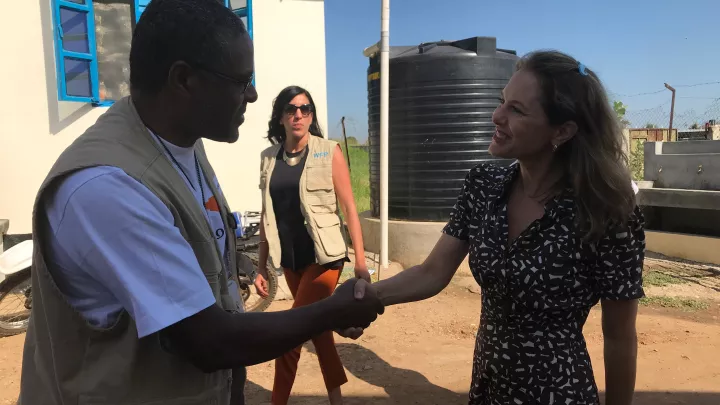 Prinzessin Sarah Zeid besucht eine Ernährungsstation im Südsudan