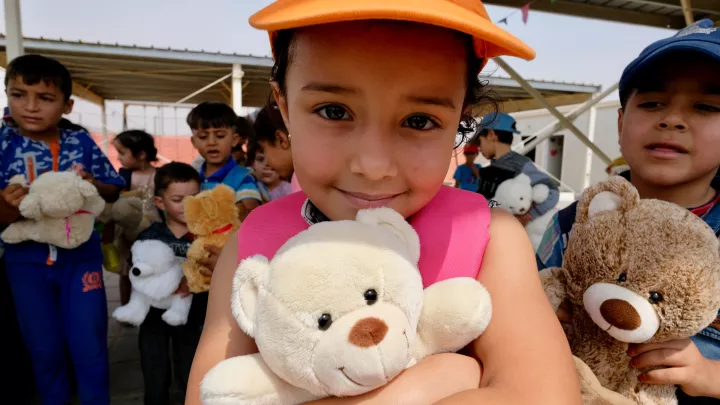 Jede Kindheit zählt: Teddybären für Kinder in Jordanien