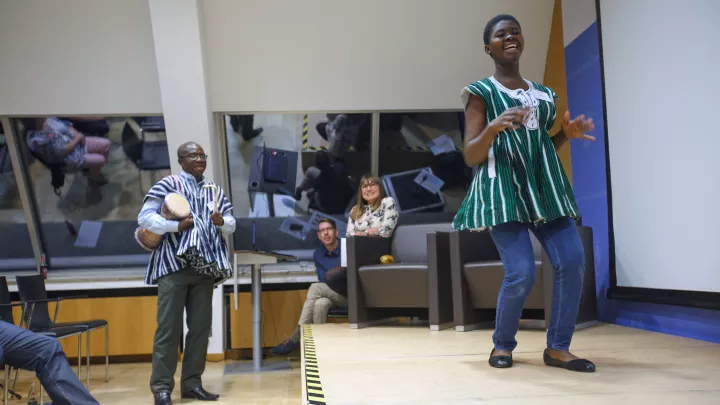 Tanz und Musik beim World Vision-Patentreffen in Düsseldorf