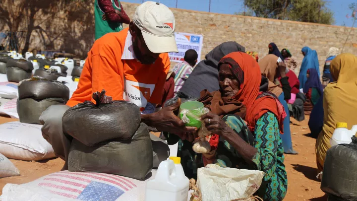 Nahrungsmittelverteilung in Somalia
