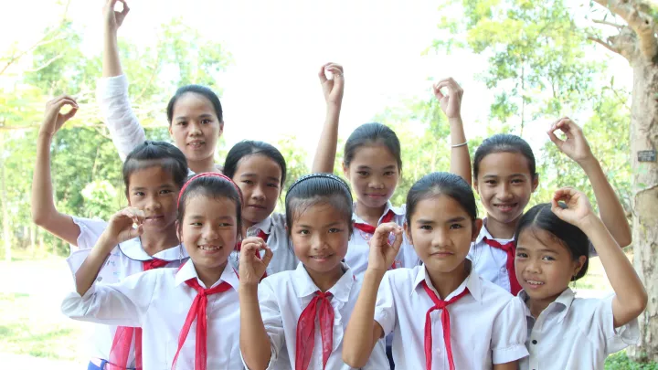 KInder Video Trieu Phong, Vietnam