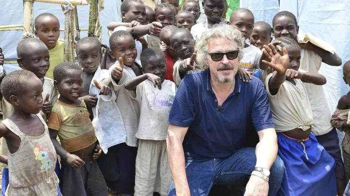 Wolfgang Niedecken in der Demokratischen Republik Kongo für Rebound