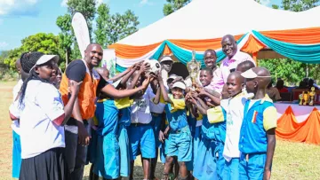 Gruppe von Menschen in Afrika