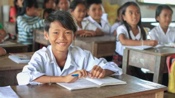 Schuljunge in Kambodscha