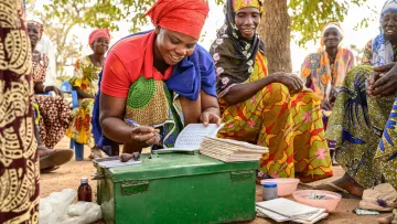 FAST STARTER KIT: MEHR ALS MIKROKREDITE