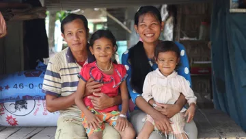 Sophea mit ihrer Familie