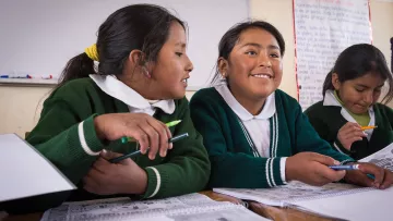 Schülerinnen in Bolivien