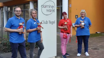 Mitarbeiterinnen und Mitarbeiter von domino-world™