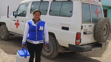 Patenkind Sayda aus Bolivien arbeitet heute als Krankenschwester.