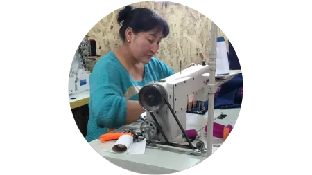 Länderseite Mongolei Einkommen durch Schneiderei