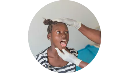 Medizinische Untersuchung in Sierra Leone