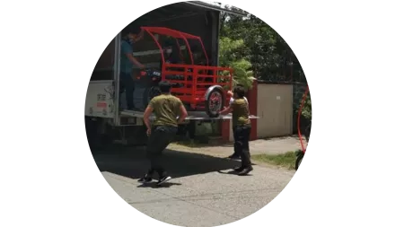 Anlieferung Abfallsammelwagen Philippinen