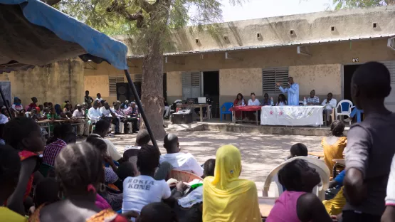 Dorfversammlung diskutiert Schutz der Kinder vor Gewalt