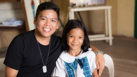 Janvie und sein Patenkind Marie Rose