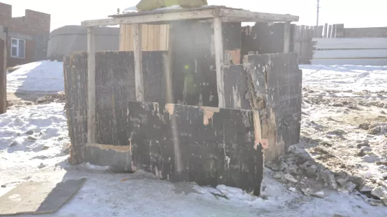 Latrinen zu Projektbeginn 