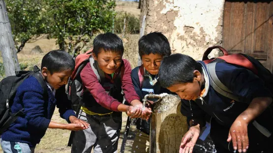 Sauberes Wasser in Bolivien