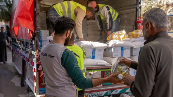 World Vision Mitarbeiter am Planen